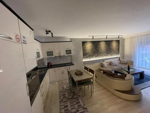Prishtina Escape Apartments — 4-Star Luxury Hotel in Pristina, Kosovo