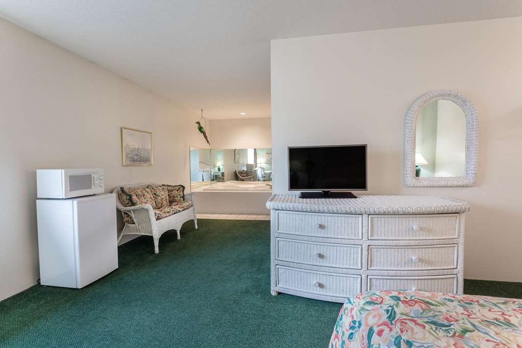 Super 8 by Wyndham Reedsburg — hotel in Reedsburg