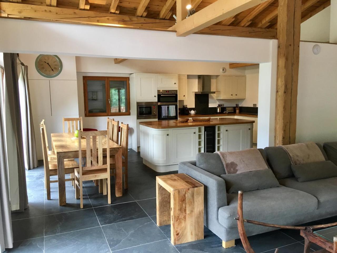 Chalet Marmotte 1 — 4-Star Luxury Hotel in Morzine, France