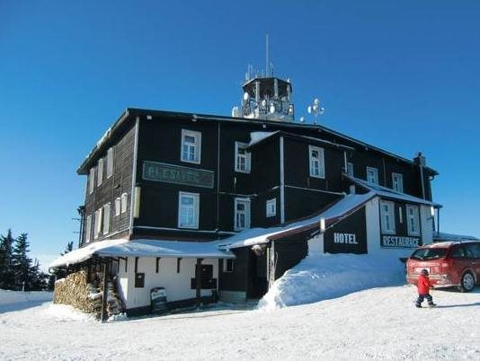 Hotel Plesivec — hotel in Abertamy