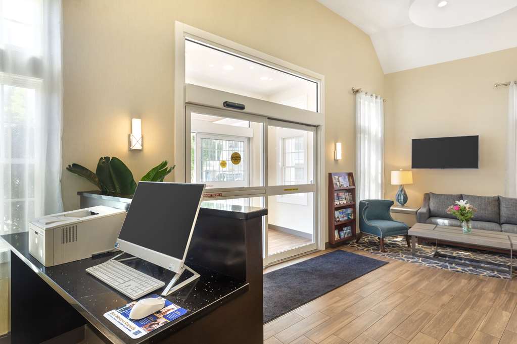Best Western Plus Cold Spring - photo 17