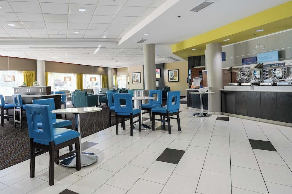 Holiday Inn Express Boise University Area by IHG - photo 76