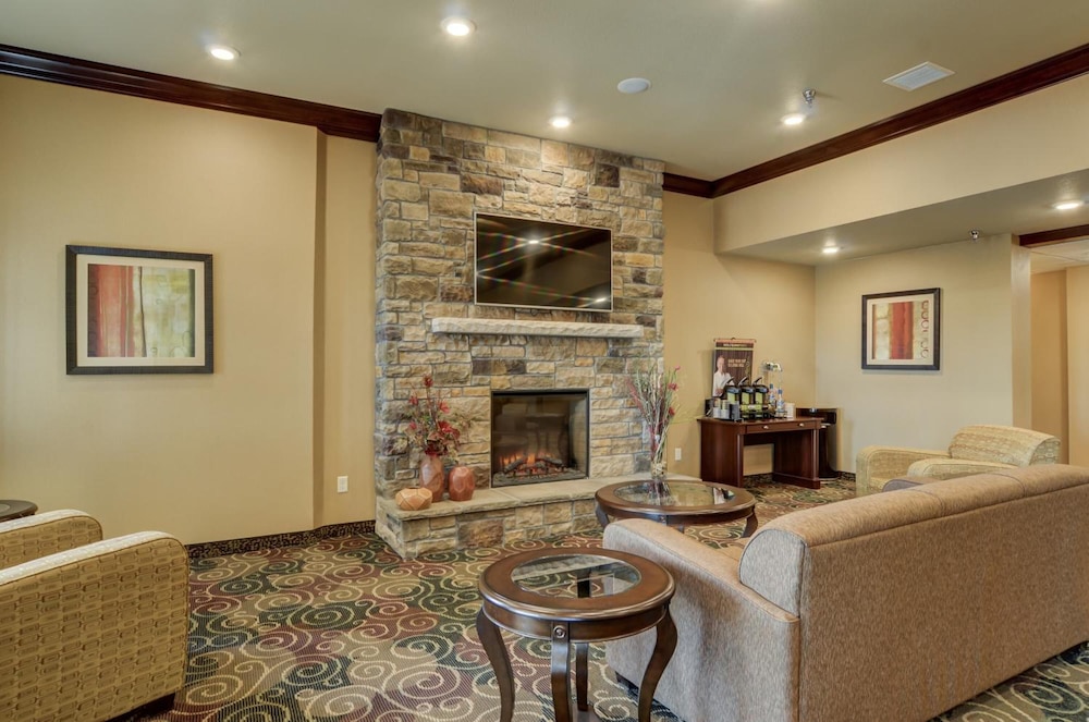 Cobblestone Inn & Suites Altamont - photo 33