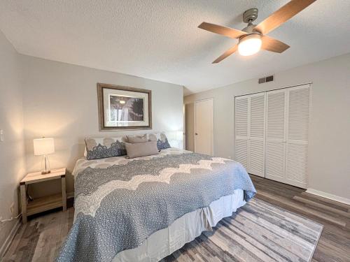 708 Queens Grant - photo 13