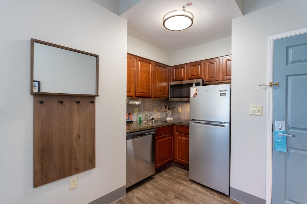 Staybridge Suites West Seneca by IHG - photo 15