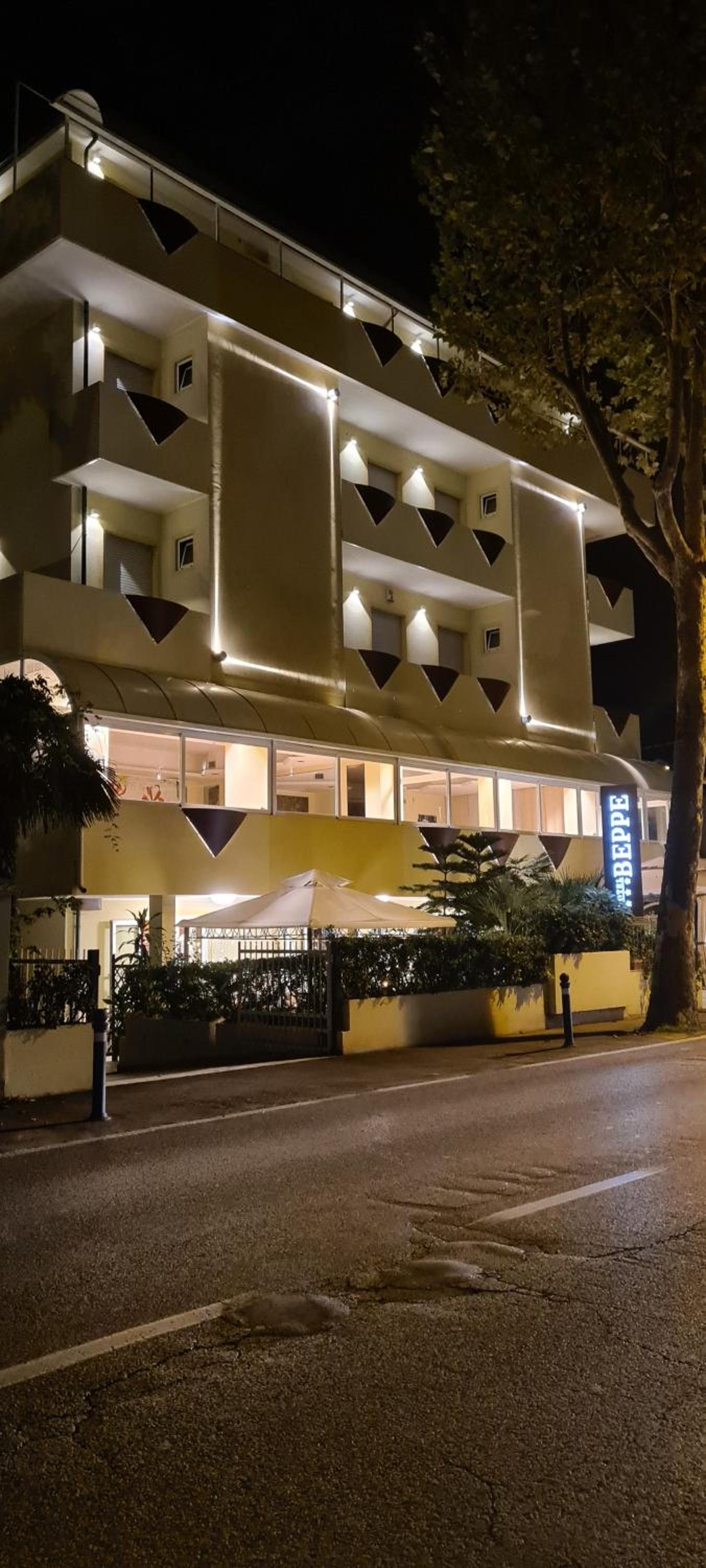 Hotel Beppe - last minute hotel in Rimini