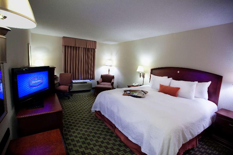 Hampton Inn Carrollton - photo 48