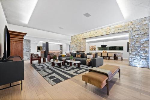 Sea and Stone Villa