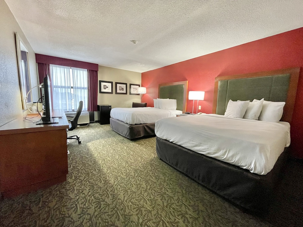 Baymont by Wyndham Fort Wayne Northwest - photo 10