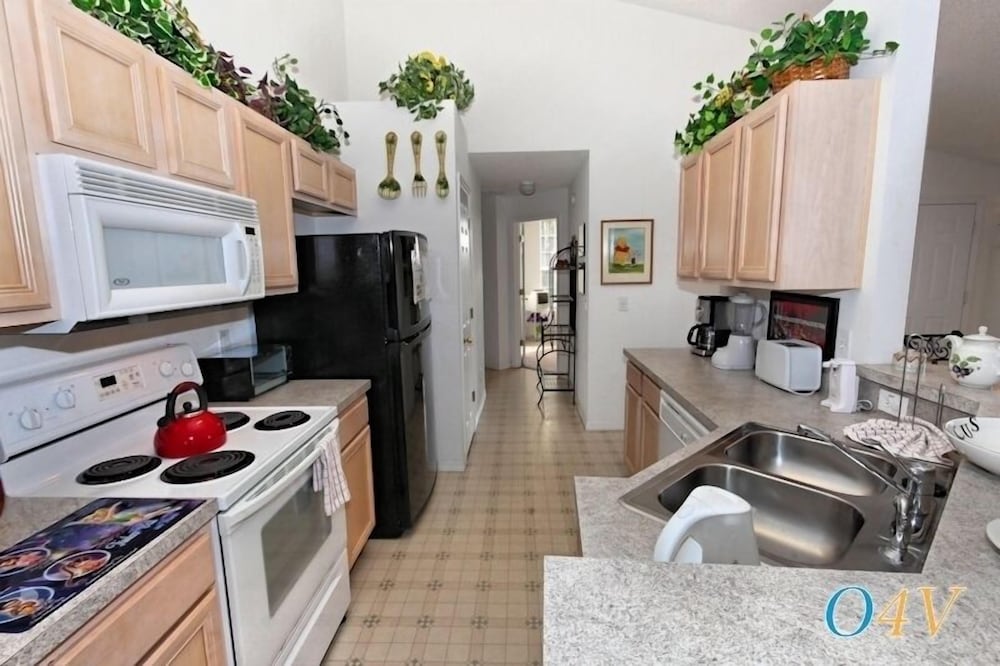 Ov248 Emerald Island 4 Bed 3 Baths Townhome - photo 25