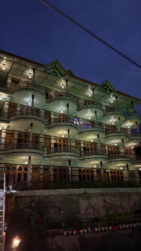 EyeSky Tosh in Kulu, India