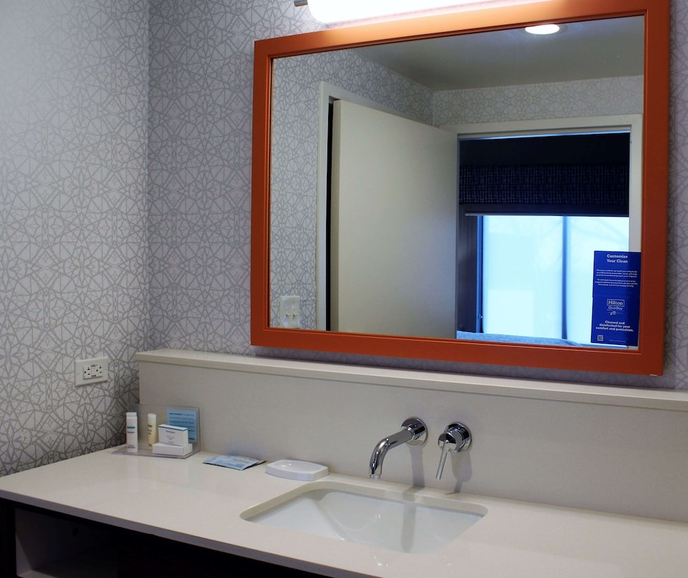 Hampton Inn Lexington NC - photo 35