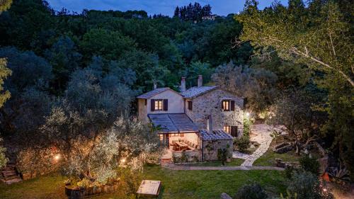 La Leopoldina 6 Emma Villas — 4-Star Luxury Hotel in Gavorrano, Italy