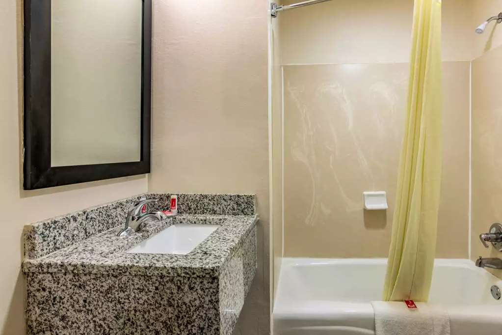 Americas Best Value Inn Opelika - photo 20