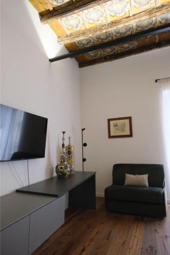 Amira Home — 4-Star Luxury Hotel in Palermo, Italy