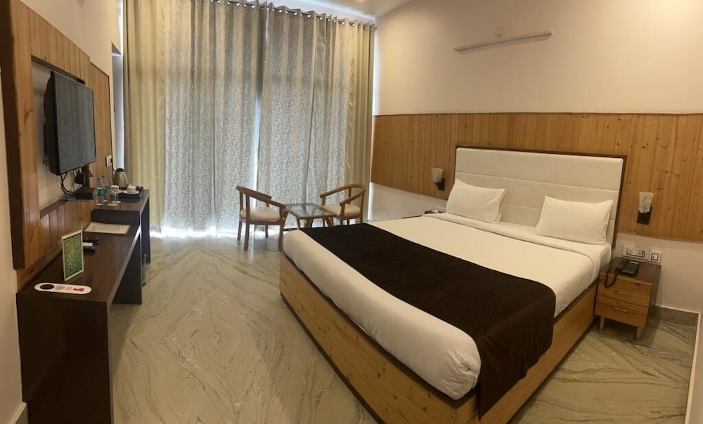Hotel Corbett Paradise Kotdwar in Lansdowne, India