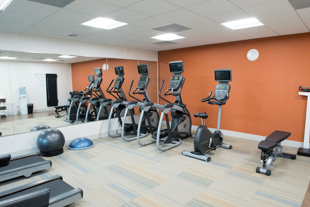 Holiday Inn Express & Suites Louisville N Jeffersonville by IHG - photo 15