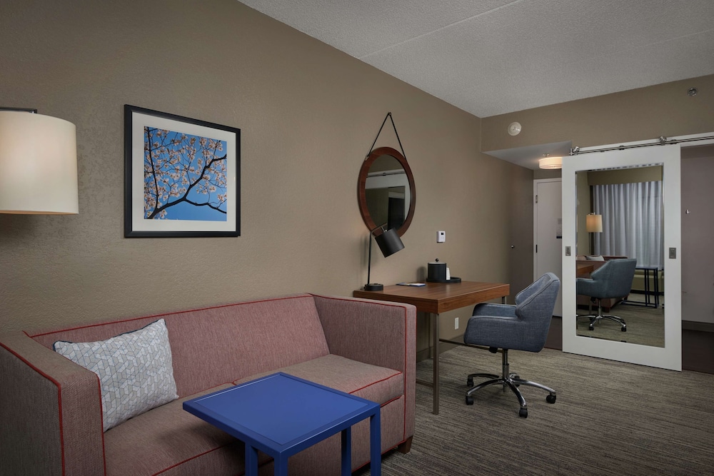 Hampton Inn Hanover - photo 13