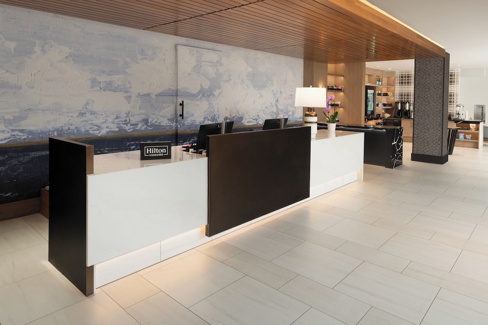 Doubletree By Hilton Providence Airport Warwick — Warwick