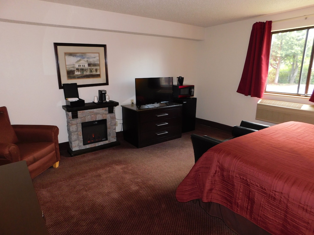 The Covered Bridge Inn - photo 12