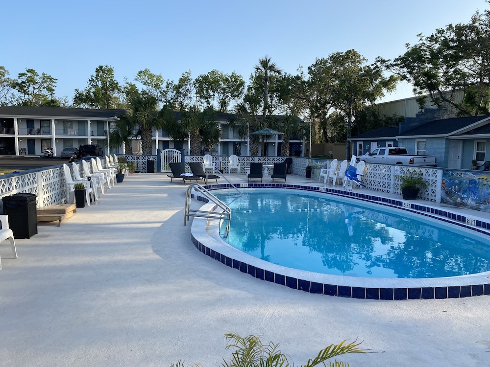 Gulf Coast Inn - photo 63