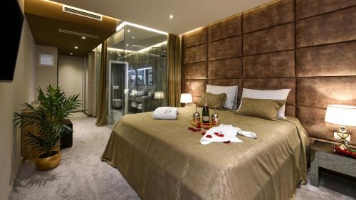Rooftop heated pool Villa Jelena — 4-Star Luxury Hotel in Zadar, Croatia