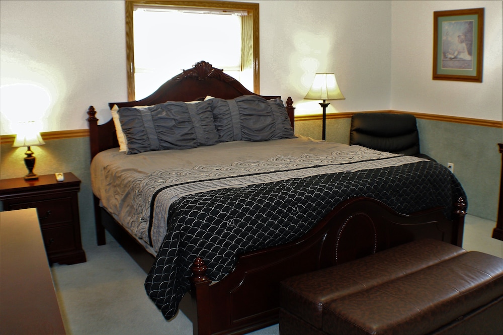 Zion's Most Wanted Hotel - photo 6