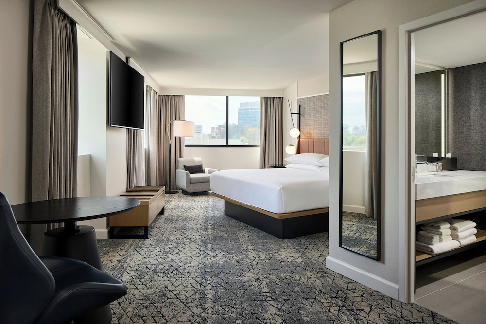 Sheraton Baltimore North Hotel - photo 12