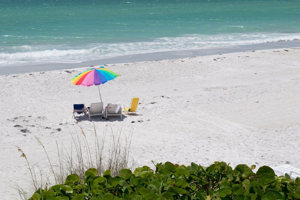 Beach House Resort 3 by RedAwning - photo 22