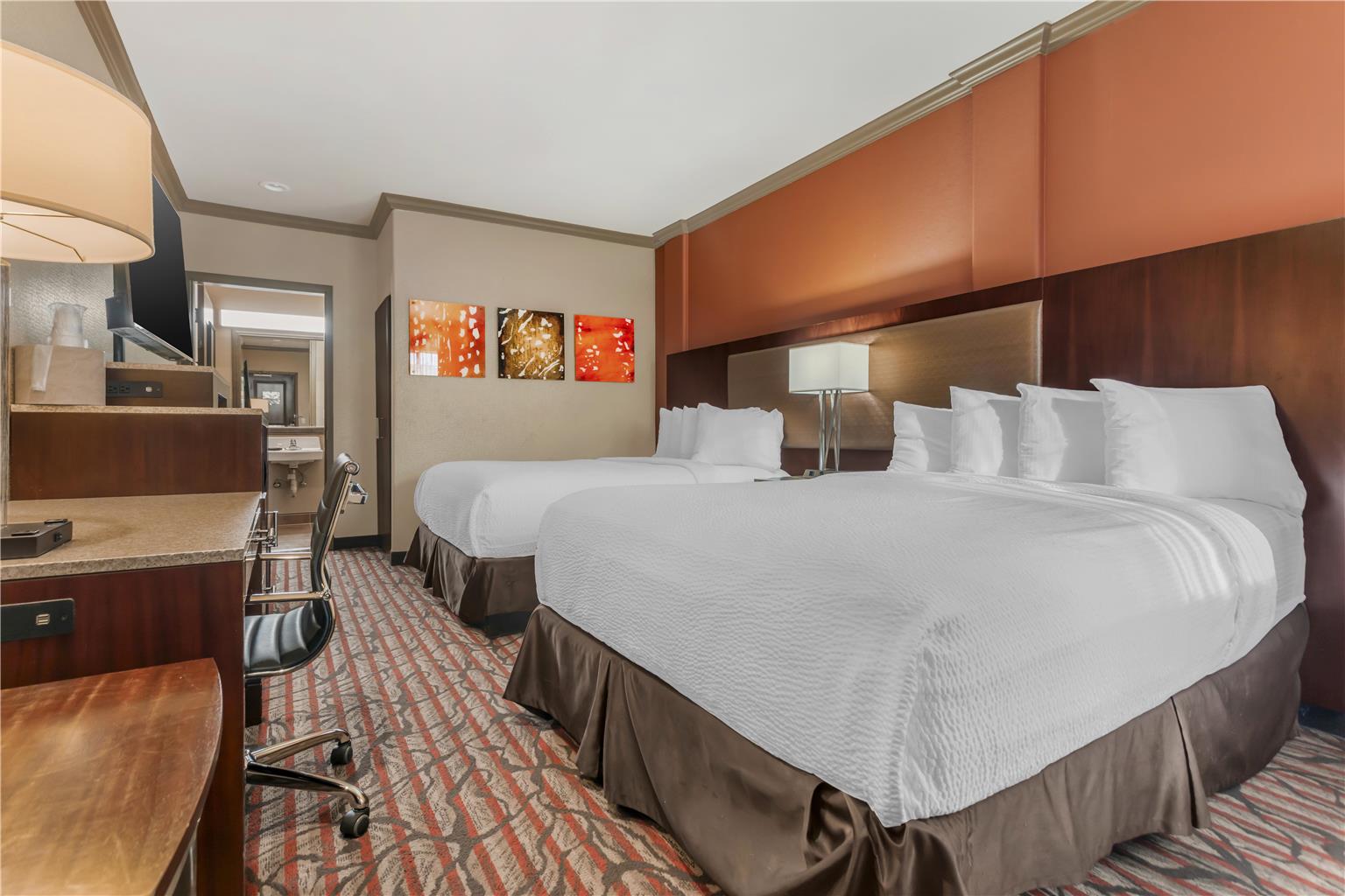 Best Western Plus Brookside Inn - photo 39