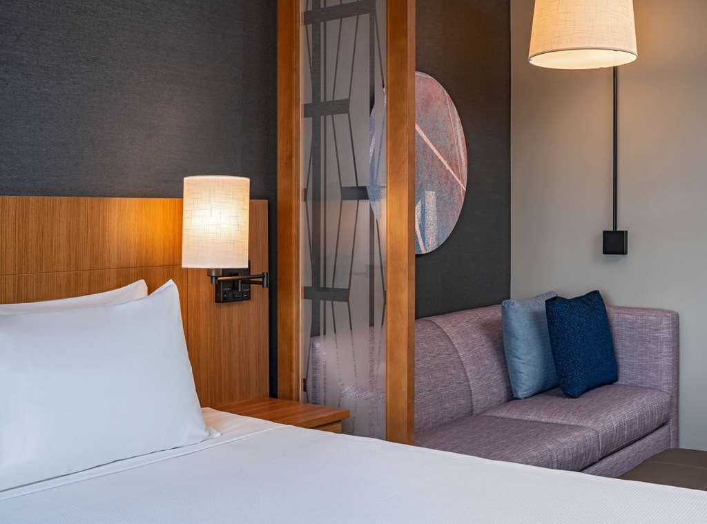 Hyatt Place Indianapolis Downtown - photo 31