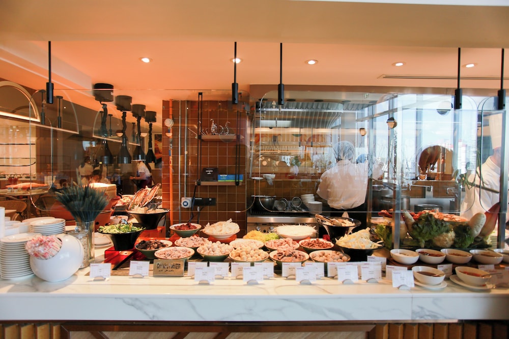 מזון ומשקאות