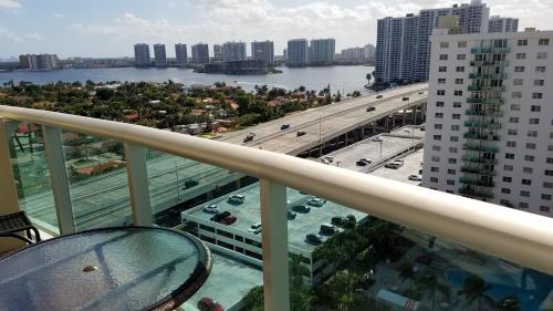 Penthouse Ocean Reserve — 4-Star Luxury Hotel in Miami Beach, United States