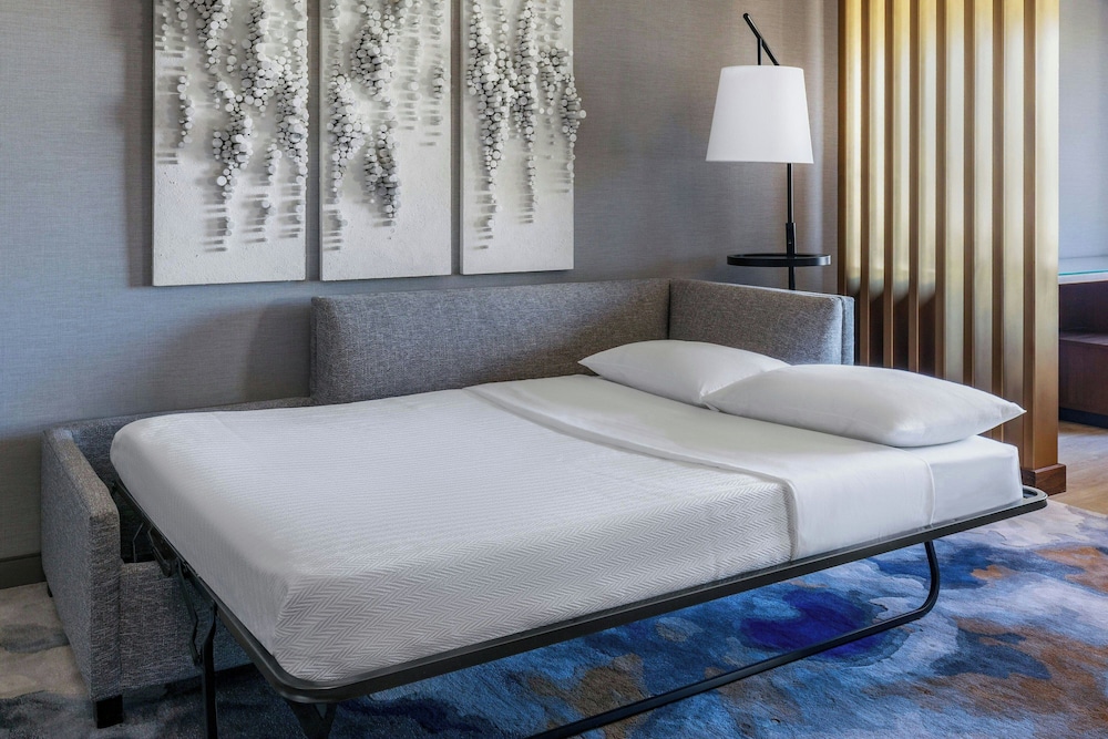 Marriott Denver Airport at Gateway Park - photo 18