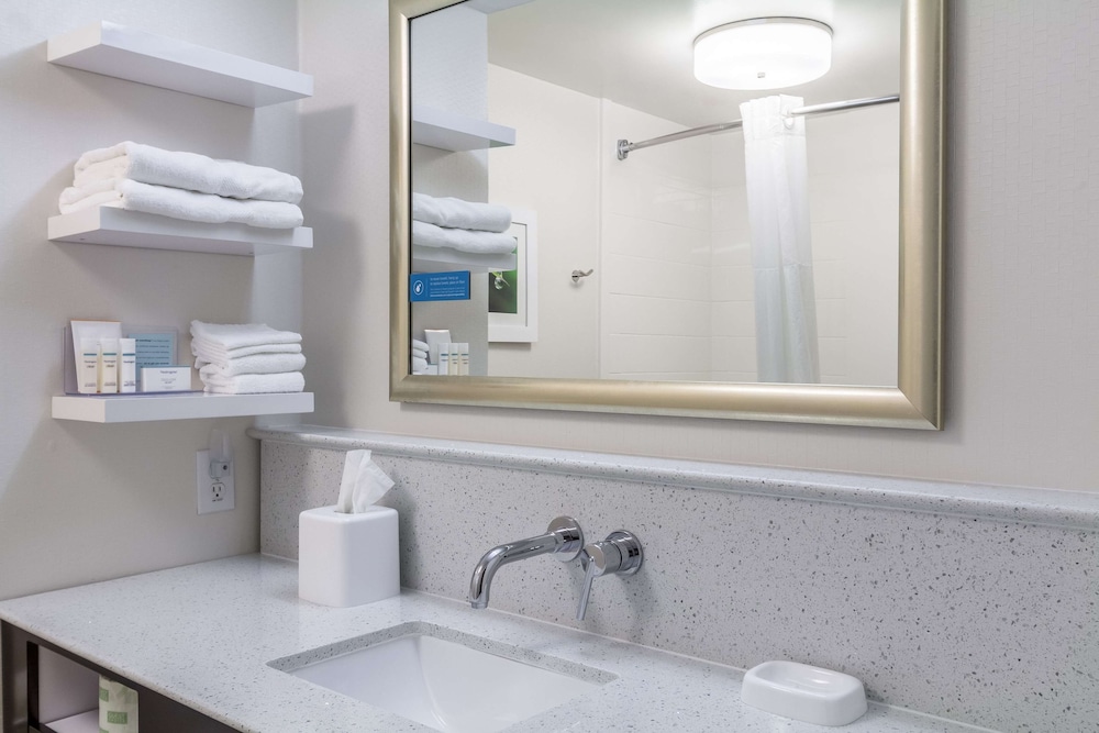 Hampton Inn Jackson Pearl International Airport - photo 22