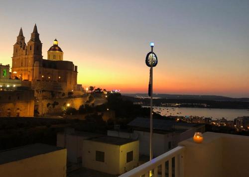 Brand new Mellieha sea view apt with parking — 4-Star Luxury Hotel in Mellieha, Malta