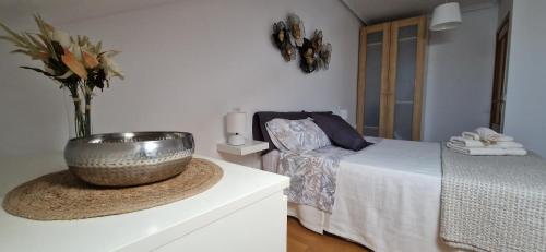 Junto a la Catedral - carbon neutral hotel in Burgos