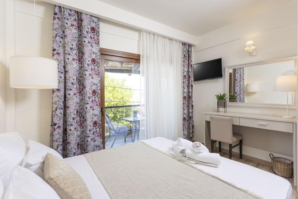 Hotel Magdalena - carbon neutral hotel in Kassandreia