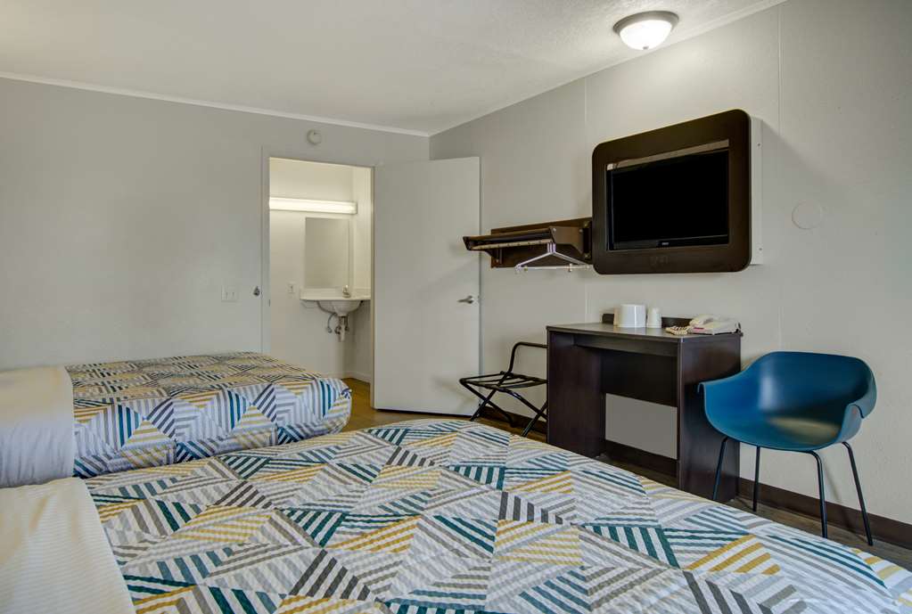 Motel 6 Lima OH - photo 22