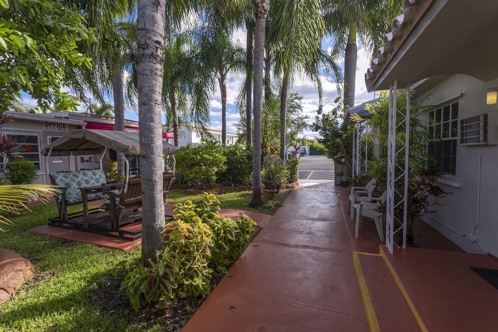 Richard's Motel Extended Stay - photo 116