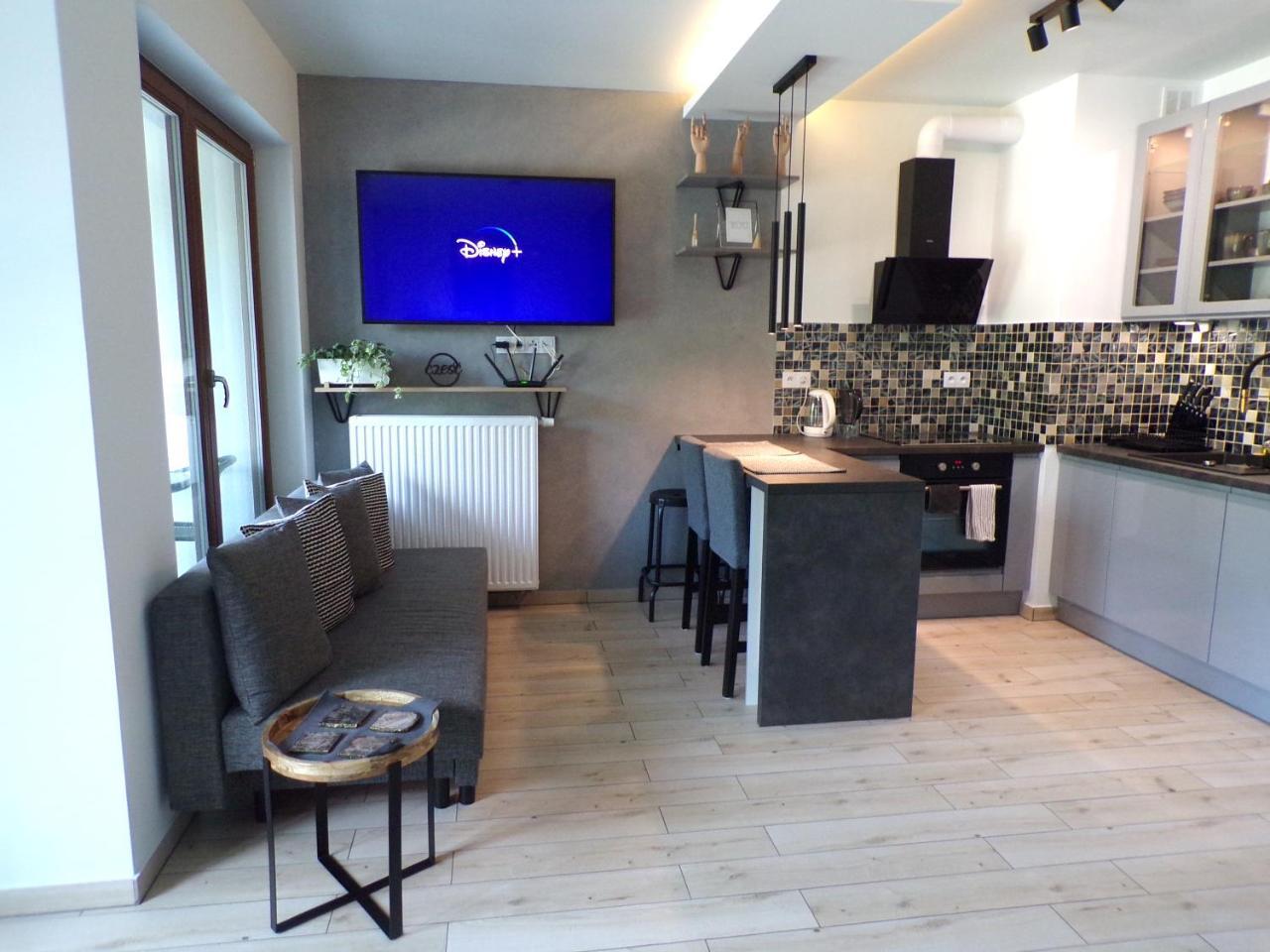 Bookowska Dal Cuore Apartment — 4-Star Luxury Hotel in Poznan, Poland