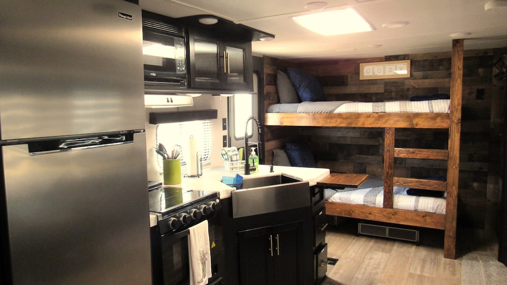 The Alexander at Creek Road - photo 36