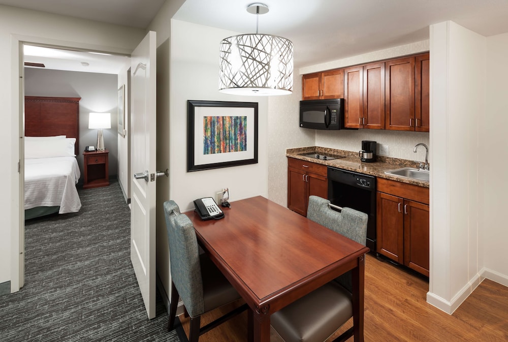 Homewood Suites by Hilton Denton - photo 17