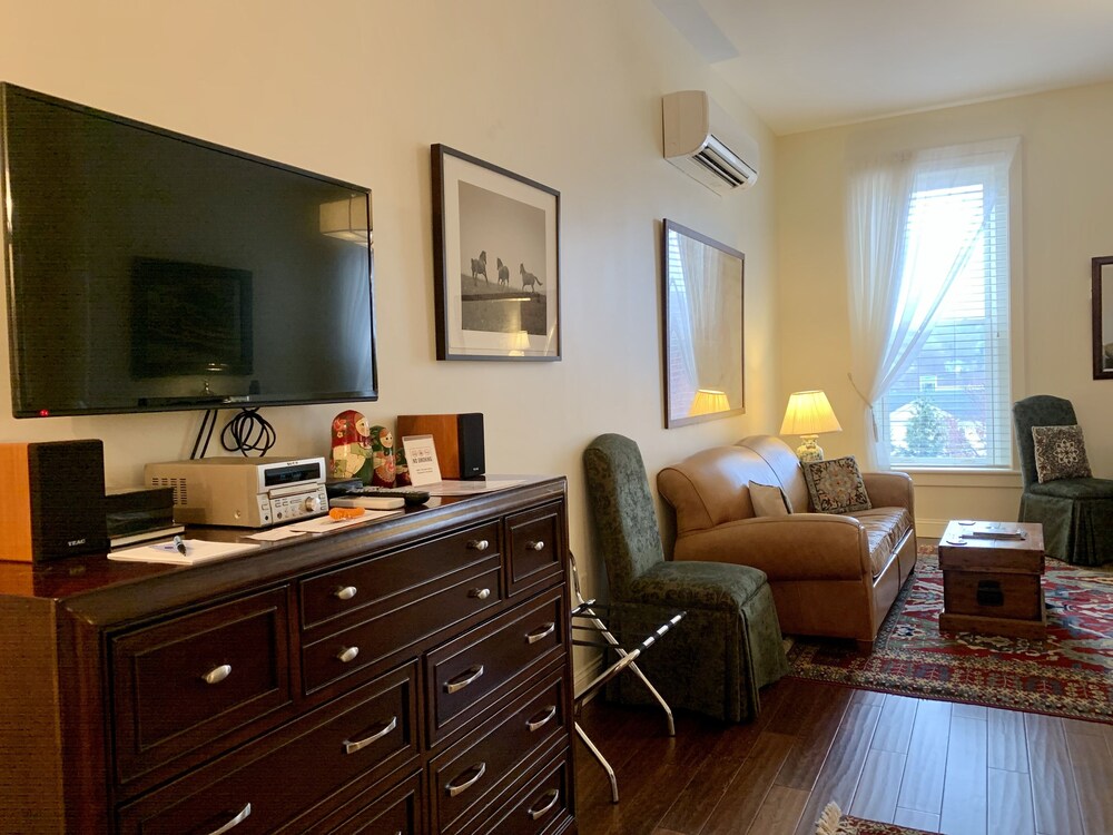 The Barrington - photo 22