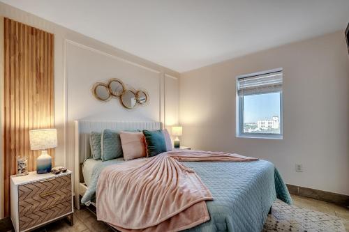 Oceanfront Condo in Myrtle Beach on AR 5th Floor — 4-Star Luxury Hotel in Myrtle Beach, United States