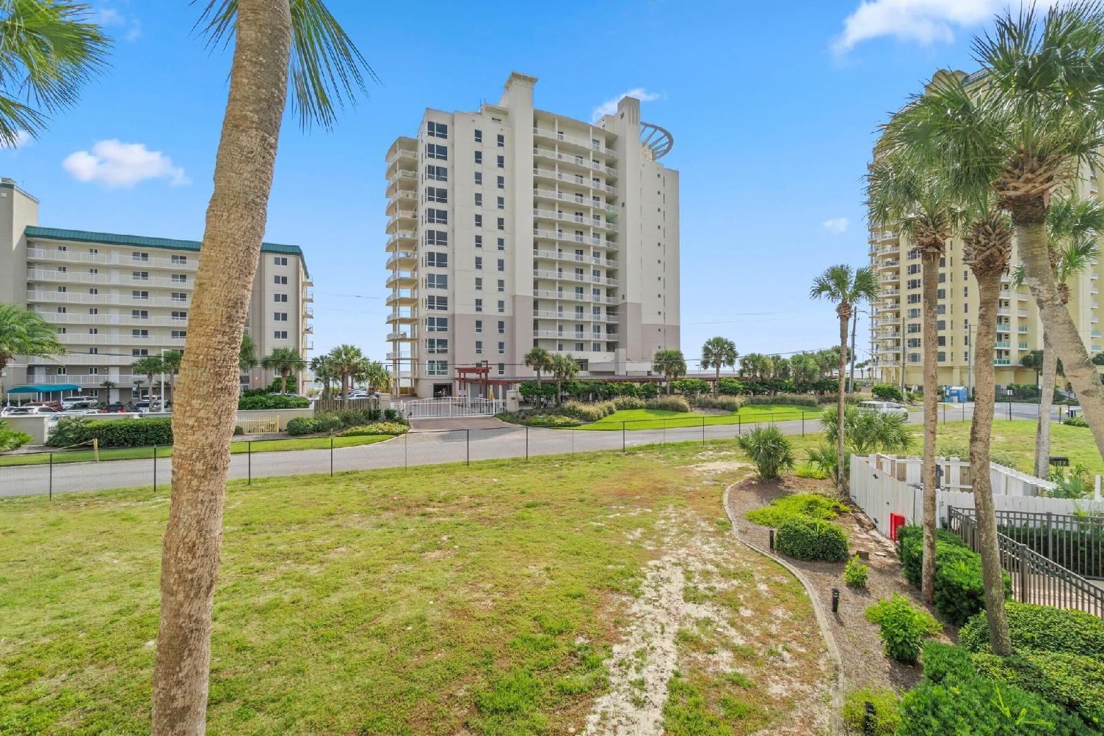 Grand Caribbean West 316 — 4-Star Luxury Hotel in Pensacola, United States