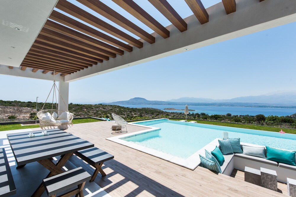 Villa Alas — 4-Star Luxury Hotel in Chania, Greece