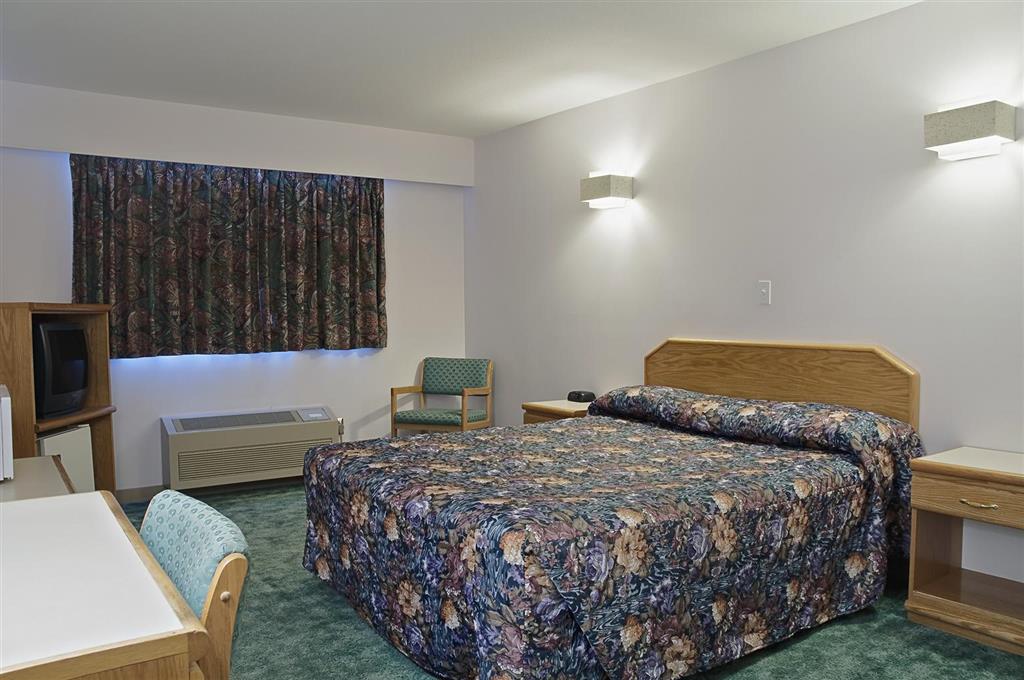 Canadas Best Value Inn Mile 0 — Lillooet — photo 4