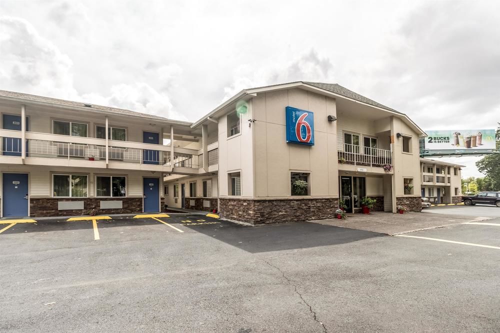 Motel 6 McMinnville - photo 33