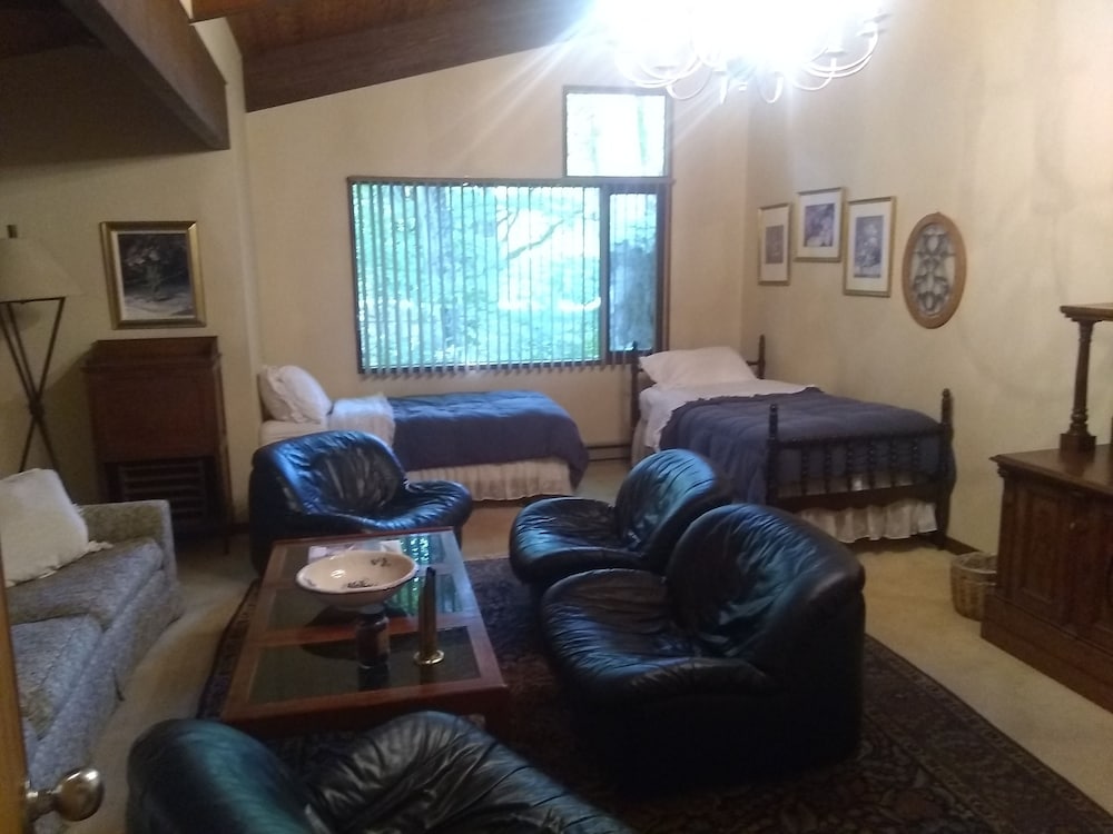 Tanglewood Suites - photo 3